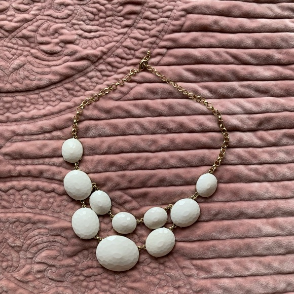 White bubble necklace. - Picture 1 of 3